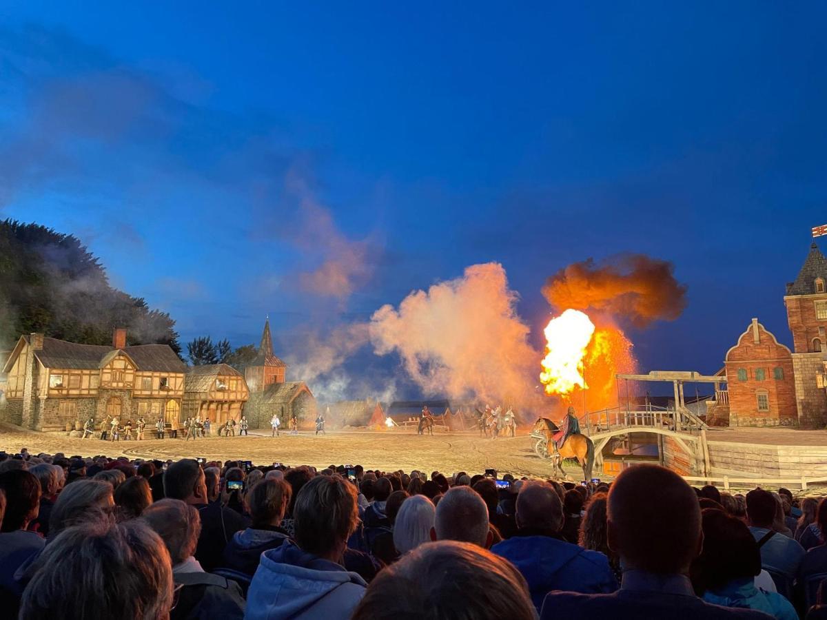Dat-Klinkerhus Glowe Esterno foto
